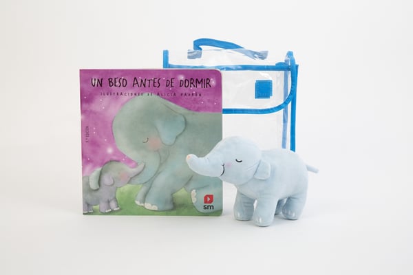 Portada del producto:  Pack muñeco – Un beso antes de dormir